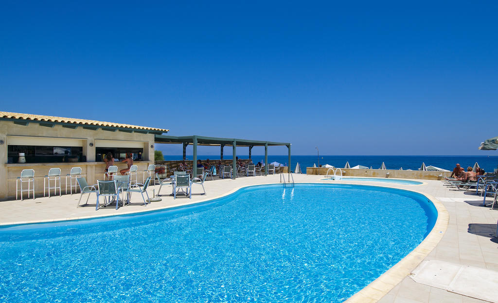 פלטניאס Lissos Beach מראה חיצוני תמונה