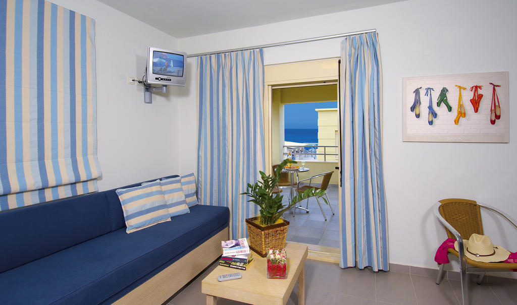 פלטניאס Lissos Beach חדר תמונה