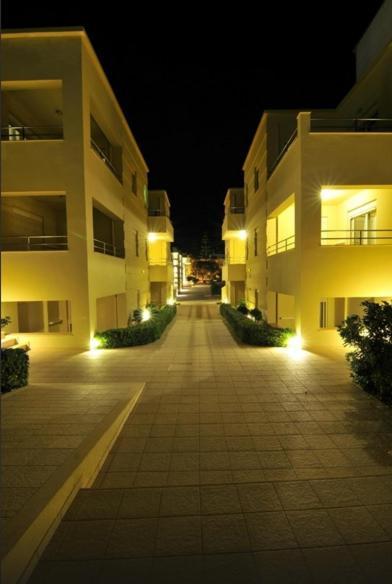 פלטניאס Lissos Beach מראה חיצוני תמונה