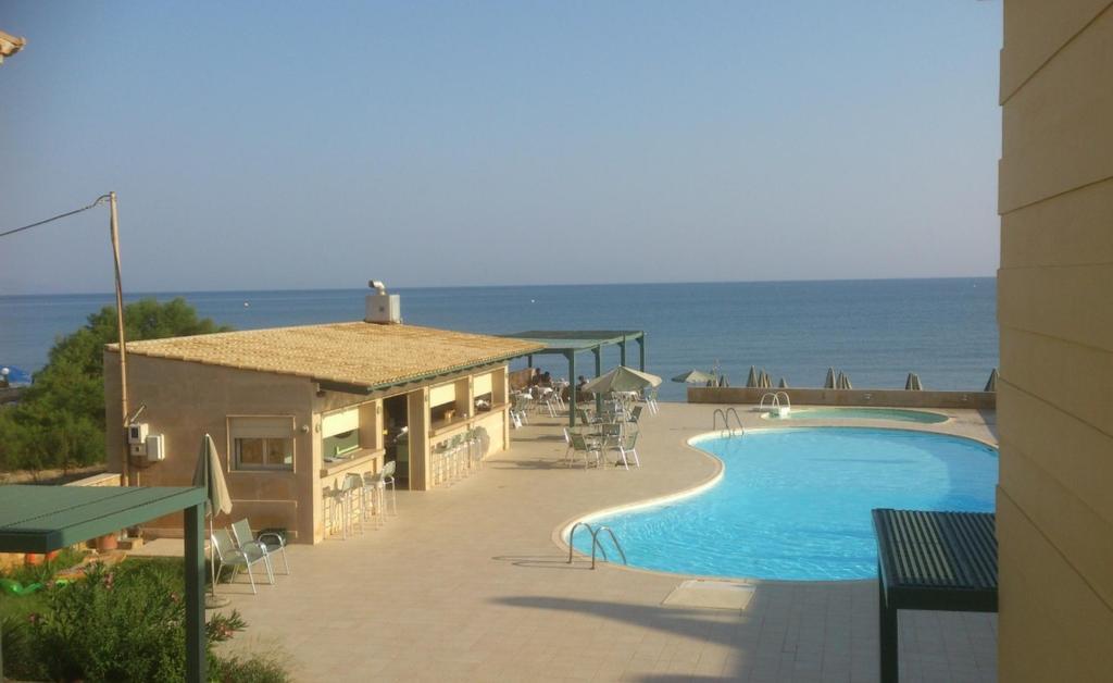 פלטניאס Lissos Beach מראה חיצוני תמונה